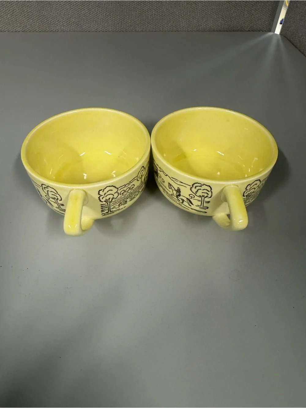 VTG Yellow Cottage Core Country Pattern Ceramic Coffee Mugs - Pair of 2